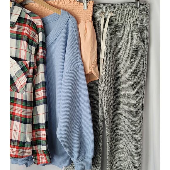 Aerie- Women's 4 piece bundle- 2 tops and 2 bottoms- size M/L/XL - Picture 3 of 13